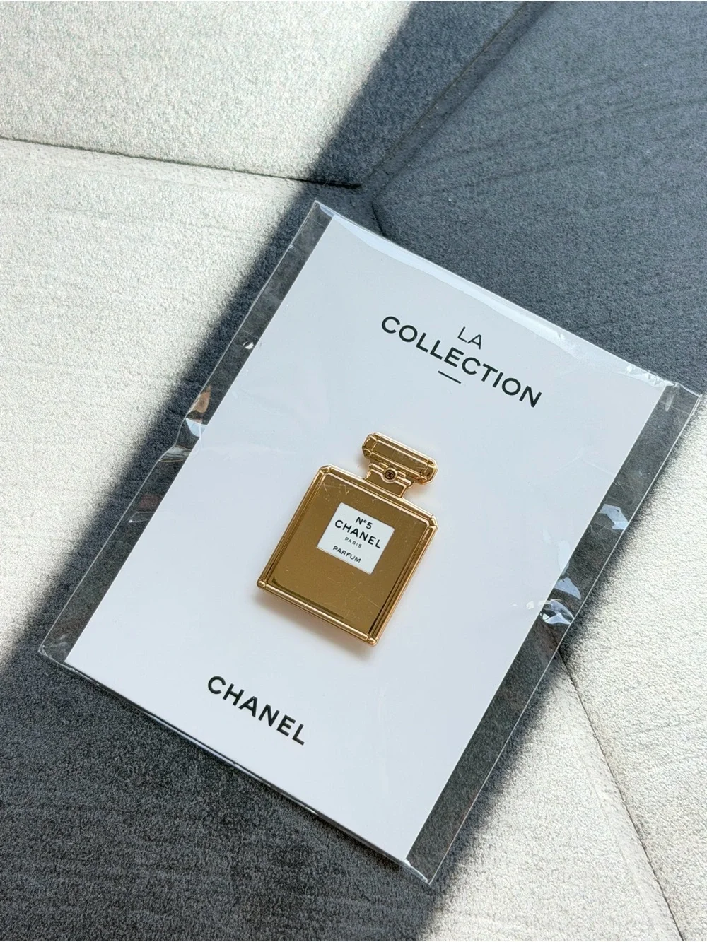New- Chanel Beauty La Collection No 5 Gold Brooch /Pin